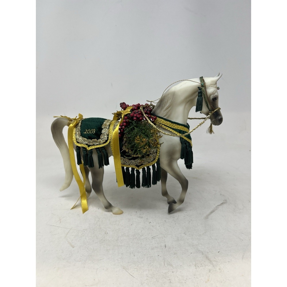 2003 Breyer Holiday Horse Silent Knight